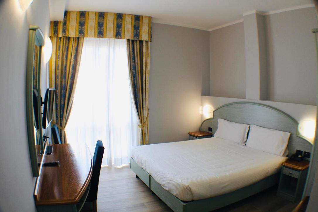 Hotel Europa Milano Rosate Luaran gambar