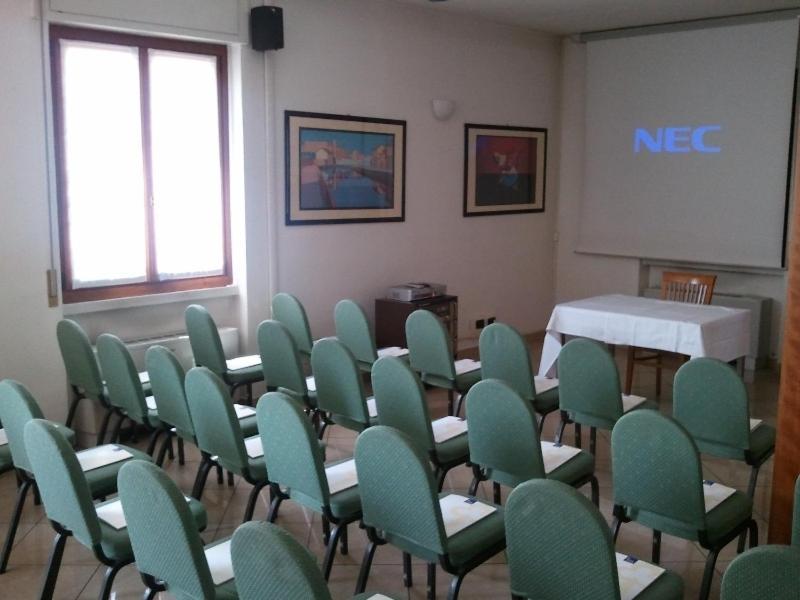 Hotel Europa Milano Rosate Luaran gambar