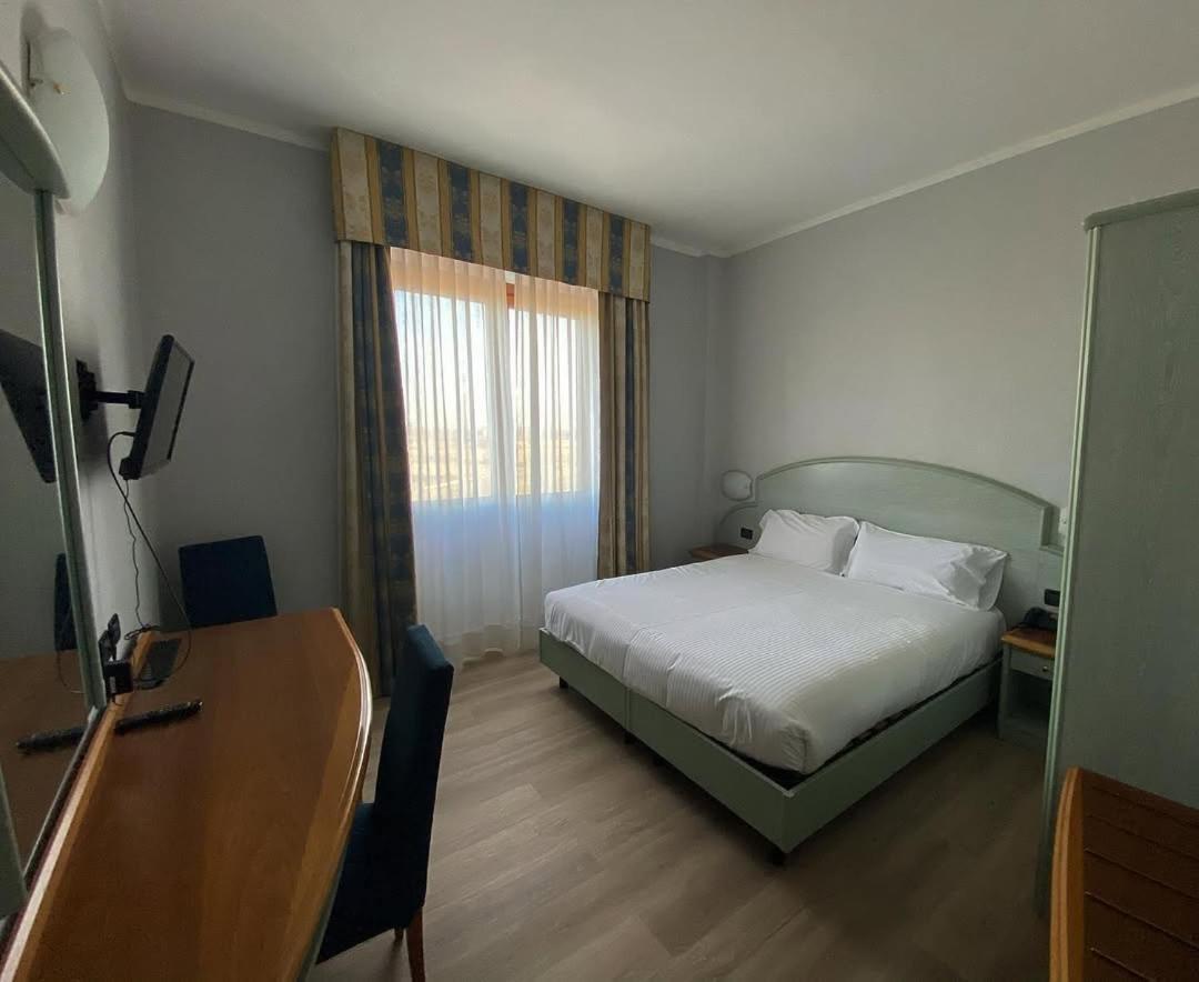 Hotel Europa Milano Rosate Luaran gambar